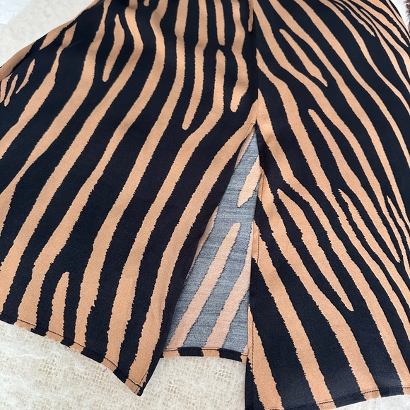 Veronika Maine Dress Size AUS 10 - Picture 10 of 12